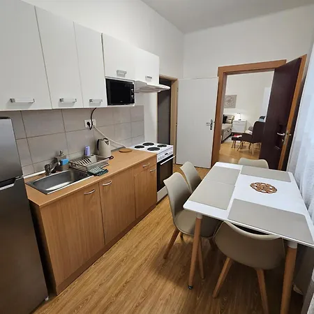 Harmonia Budget Apartman *